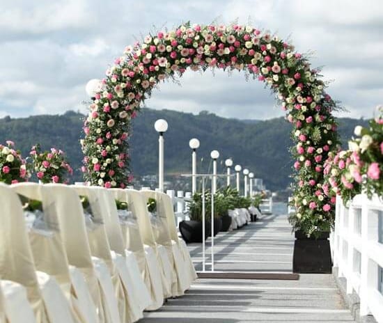 THE JETTY DECO